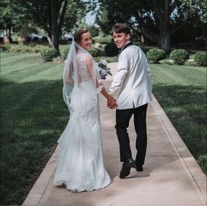 Meet your Posher, Evonne